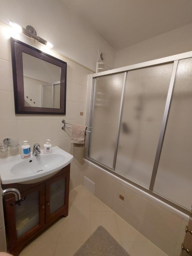 Wygodny Przestronny Apartament Janowskie Blonia Rumia Exteriör bild