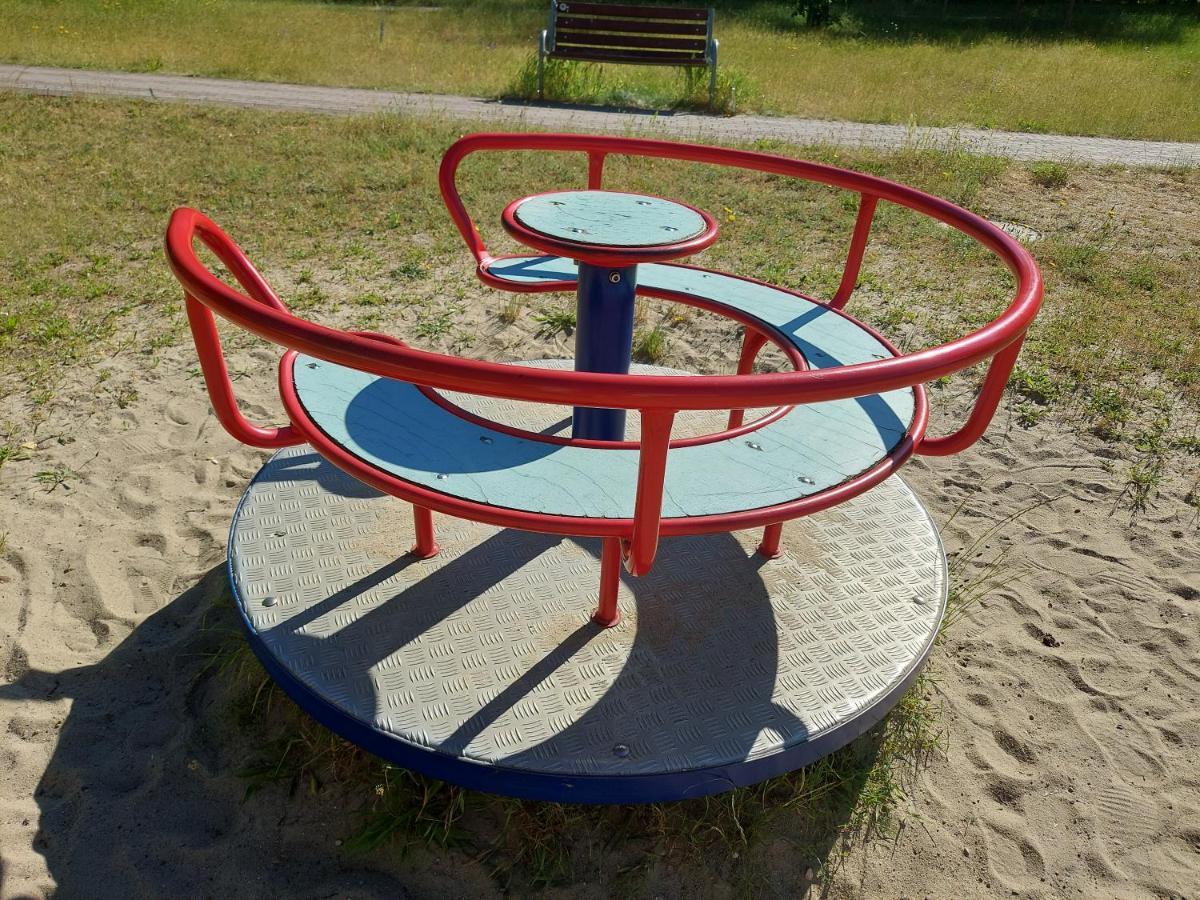 Wygodny Przestronny Apartament Janowskie Blonia Rumia Exteriör bild