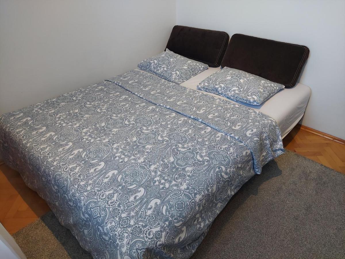 Wygodny Przestronny Apartament Janowskie Blonia Rumia Exteriör bild